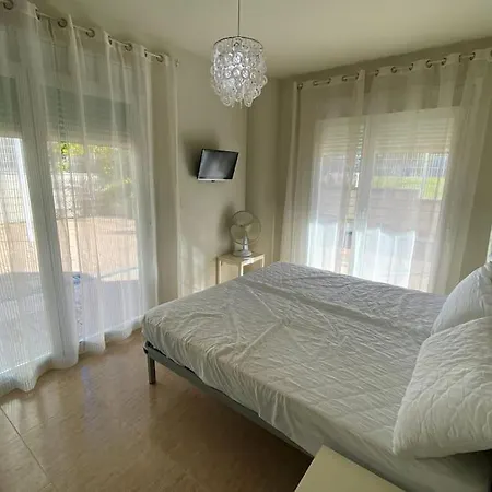 Precioso En Salou, Con Servicios. Apartment *